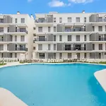 Port And Apartment. Apartment Dénia