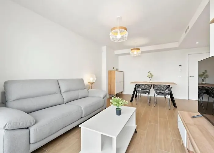 Port And Apartment. Apartman